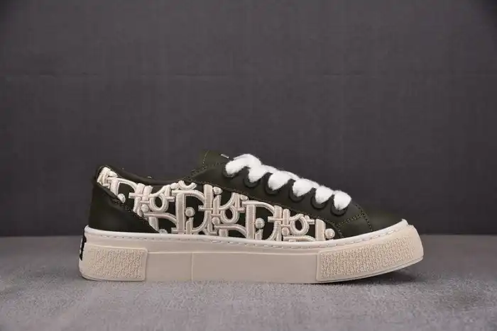 Affordable DR B33 SNEAKER 0123