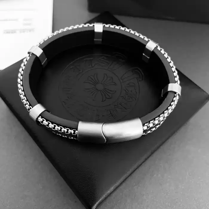 Affordable Chrome He@rts Bracelet 0124