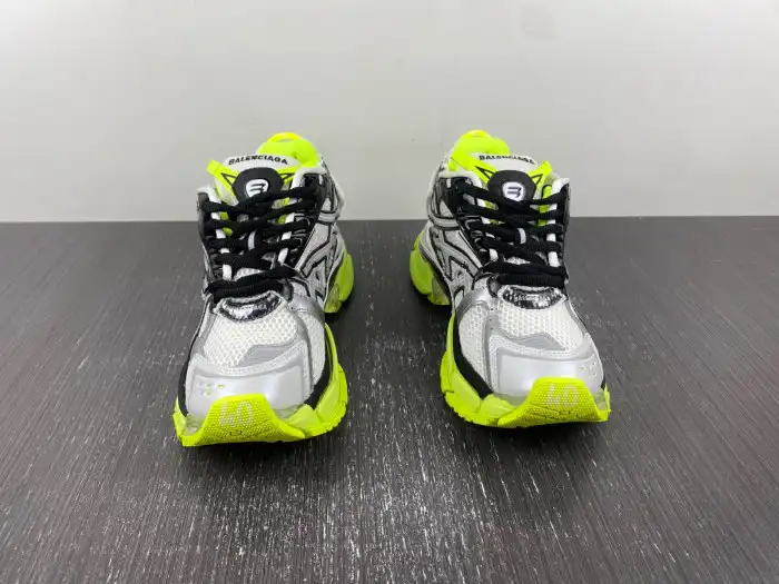 Affordable BLCG RUNNER SNEAKER 677403 W3RBP 1093 0125