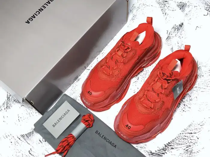 Affordable BLCG Triple S Red Clear Sole 541624 W09O1 6500 0126