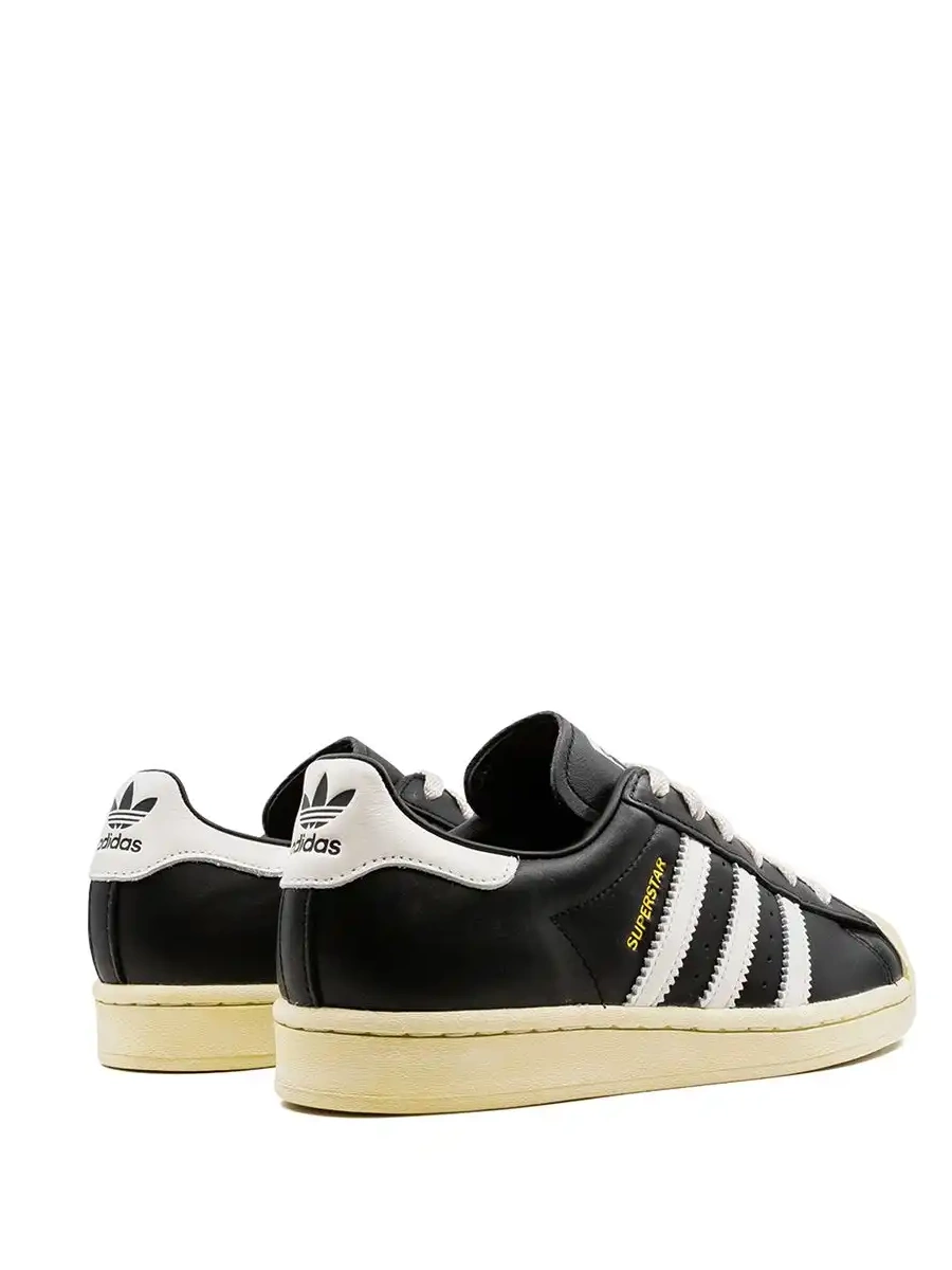 Cheap low-top  sneakers adidas Superstar 0211