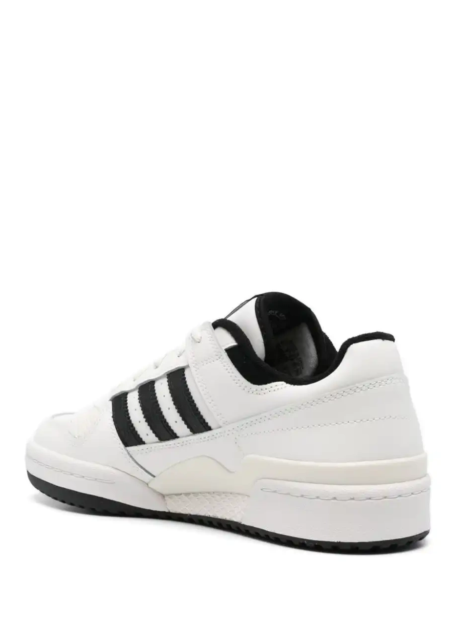 Cheap Low sneakers Forum adidas  0227