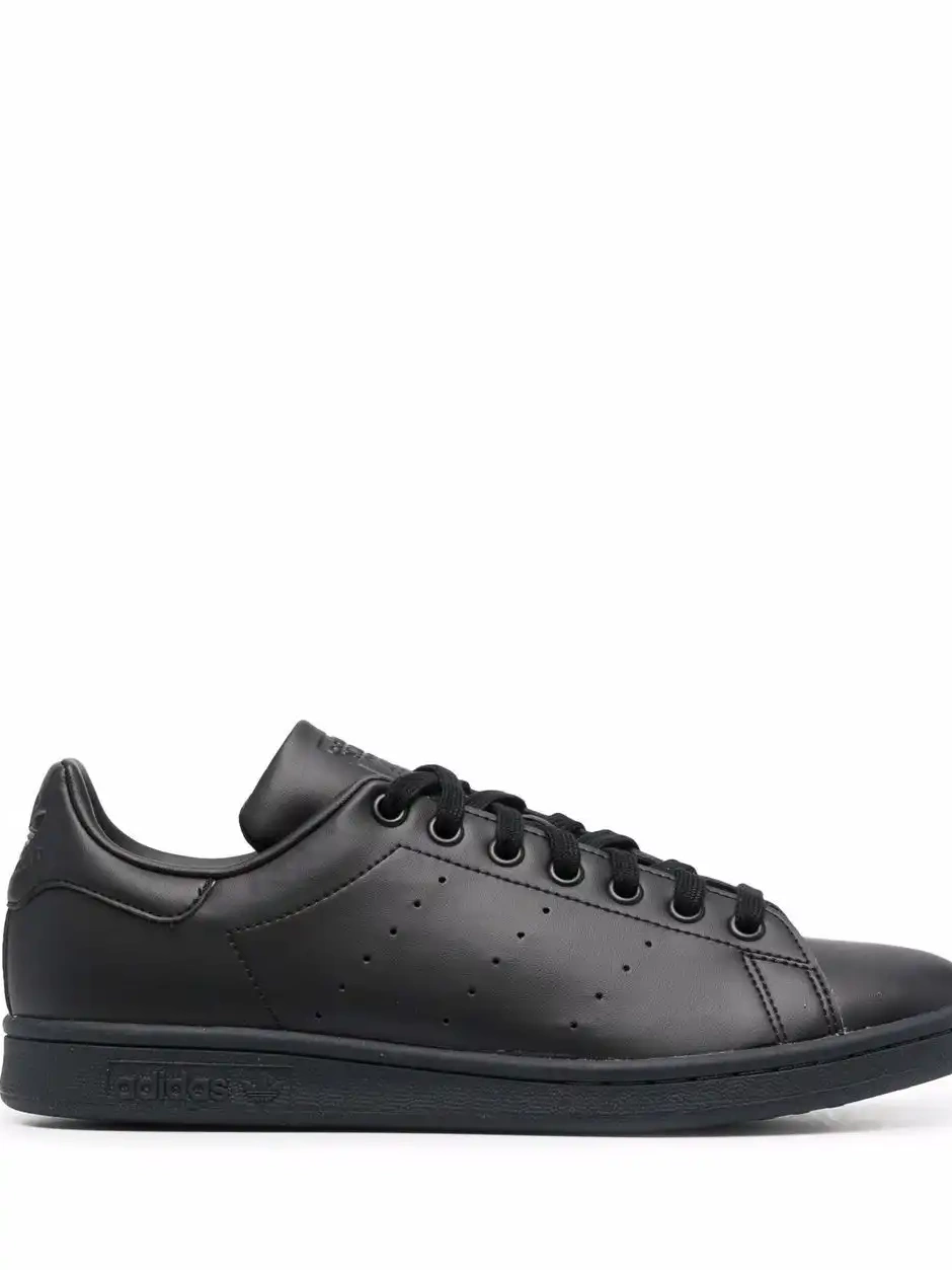 Cheap low-top adidas leather   sneakers 0223